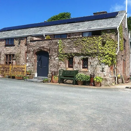 The Old School And Betty's Holmrook
