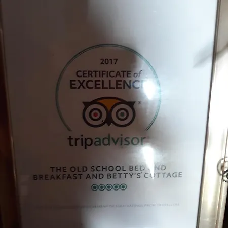 The Old School And Betty's Bed & Breakfast 4*